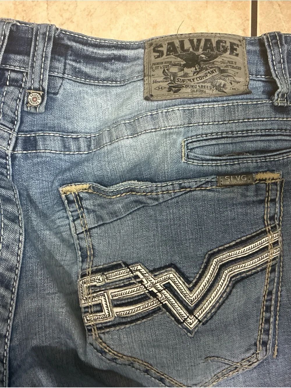 Salvage Men's Faded Blue Bootcut Jeans